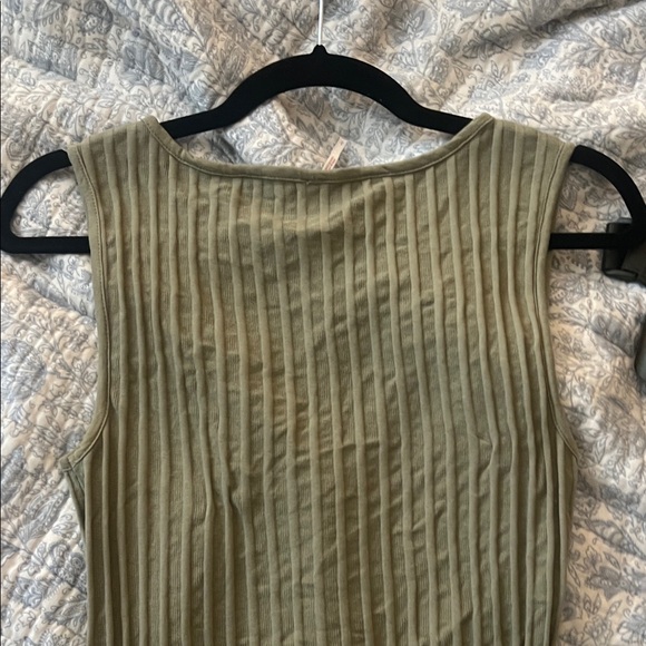 Free People Olive Green Sleeveless Button-Down Shirt - Picture 3 of 3